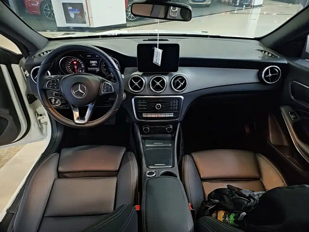 Mercedes-Benz CLA (Import) — миниатюра 10
