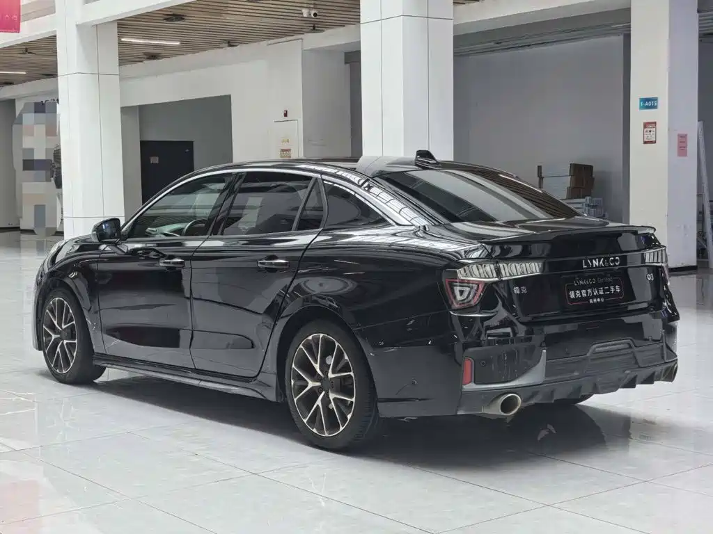 Lynk & Co 03 — миниатюра 5