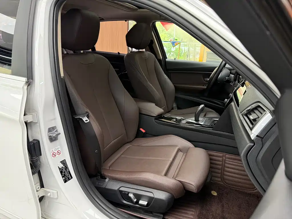 BMW 3 Series — миниатюра 20