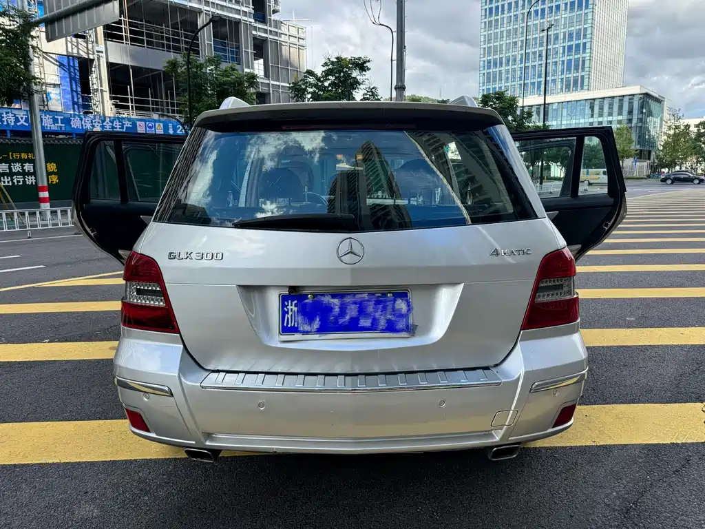 Mercedes-Benz GLK-Class (Import) — миниатюра 6