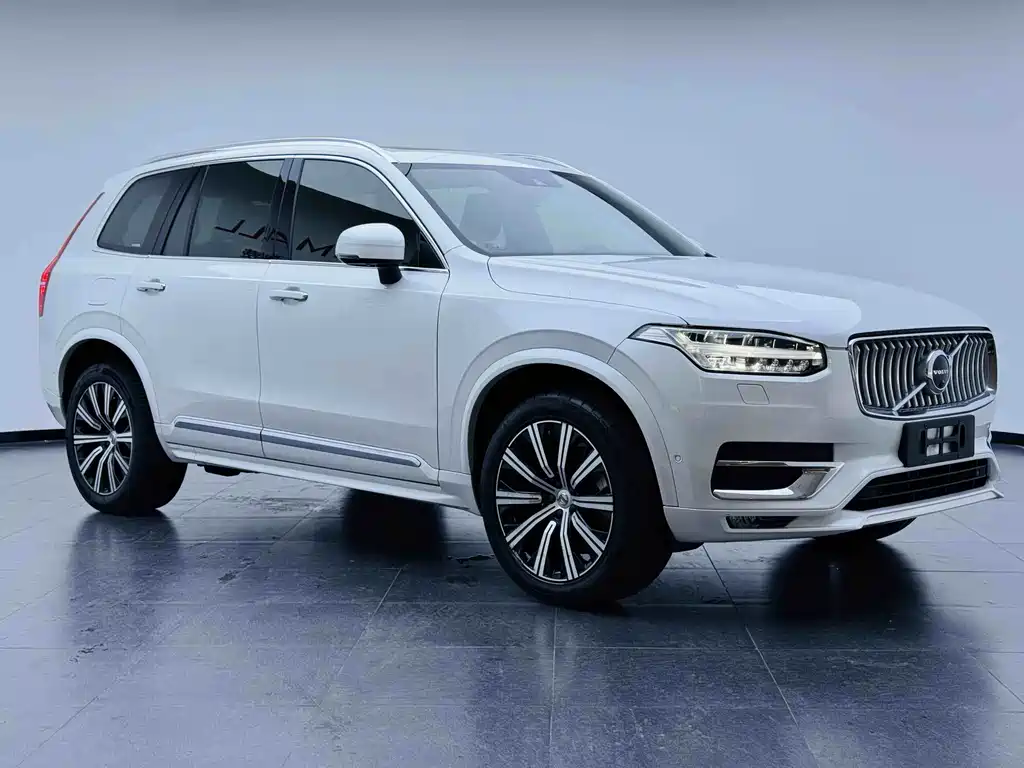 Volvo XC90 2021 B6 Luxury 7 мест