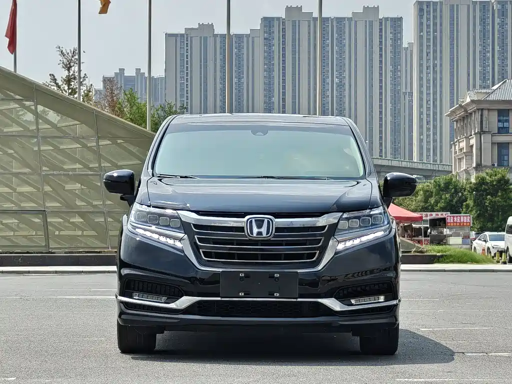 Honda Elysion — миниатюра 2