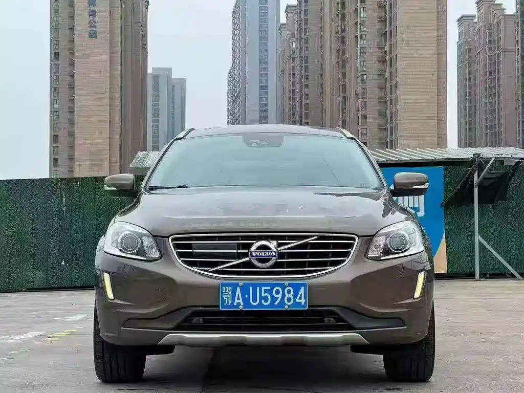 Volvo XC60 — миниатюра 2