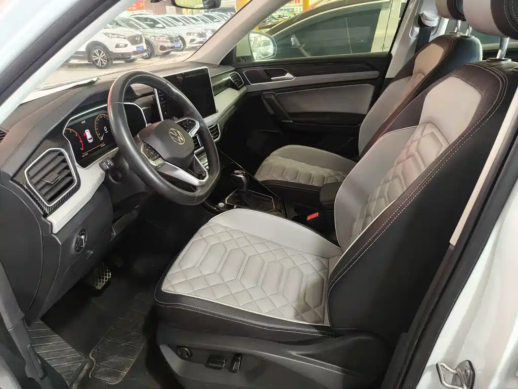 Volkswagen Tayron 2023 330TSI Luxury Plus