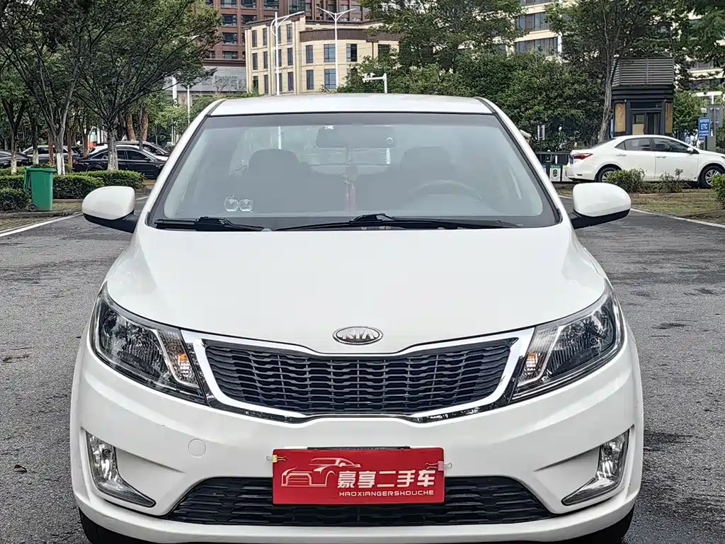 Kia K2 2012 1.4L MT GLS