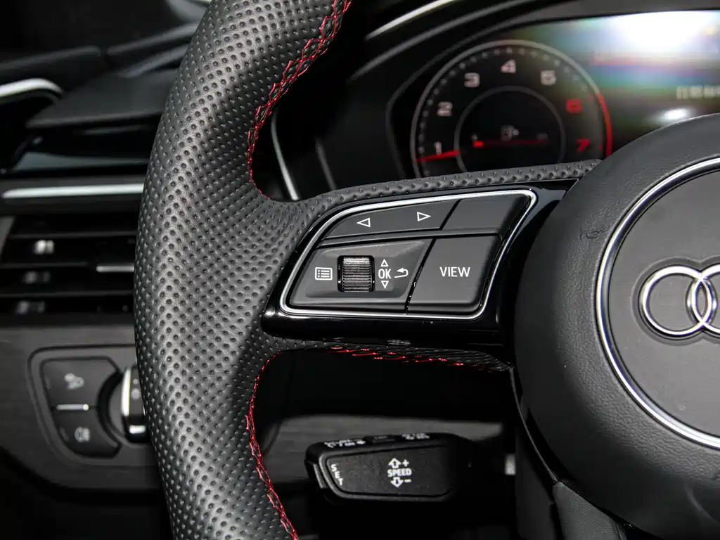 Audi A4L 2025 200 Enjoy 40 TFSI Luxury