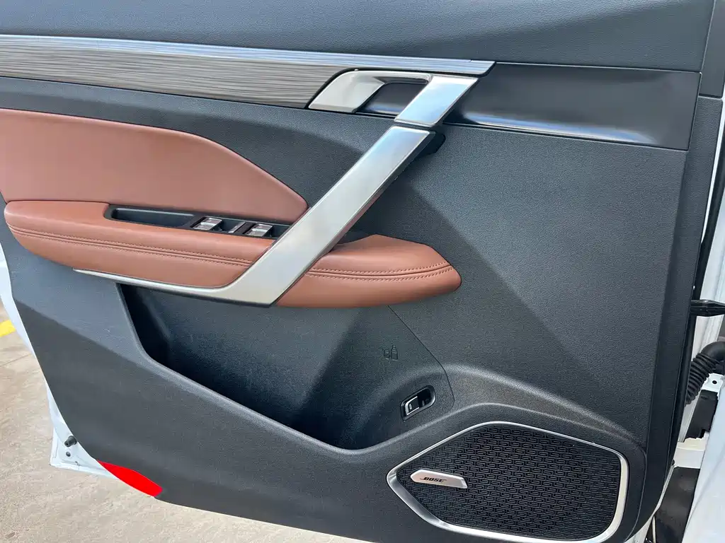 Geely Boyue — миниатюра 22