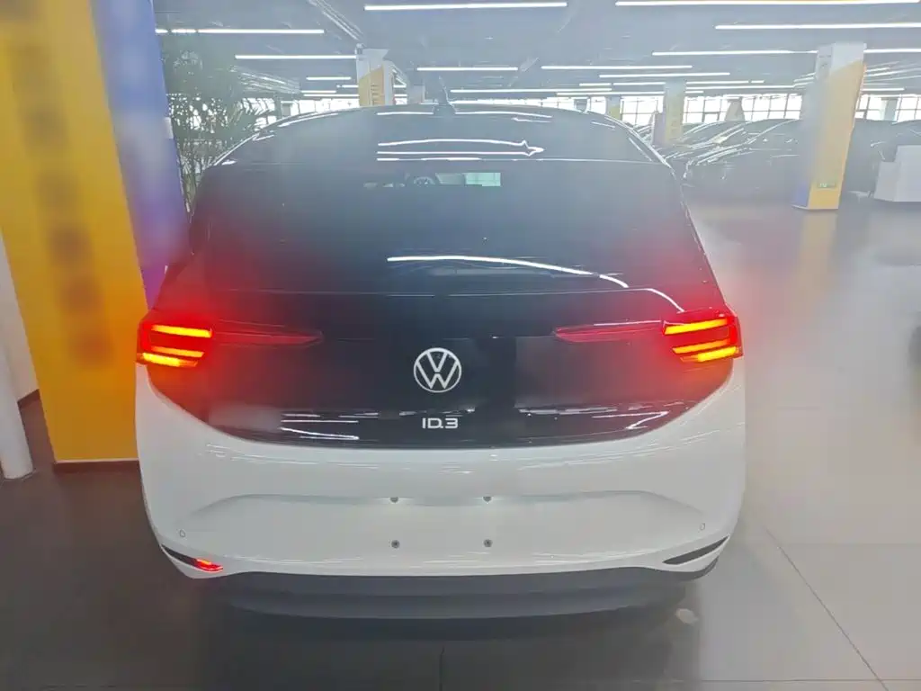 Volkswagen ID.3 — миниатюра 6