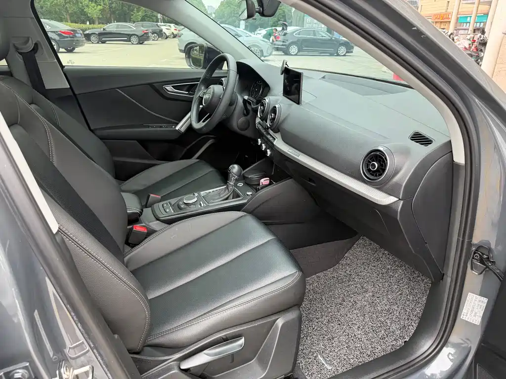 Audi Q2L — миниатюра 14
