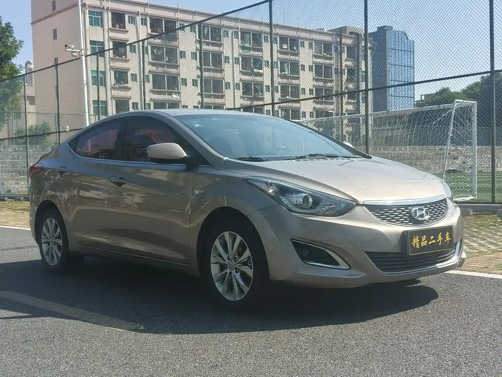 Hyundai Elantra 2016 1.6L AT