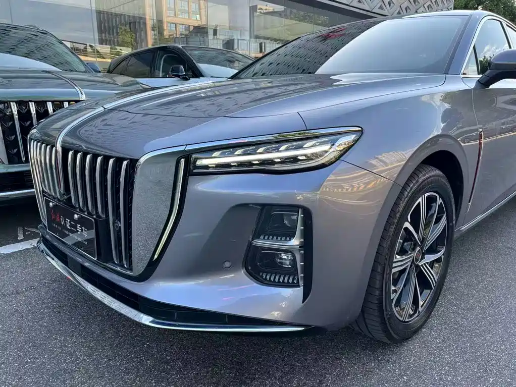 Hongqi Hongqi H5 PHEV — миниатюра 3