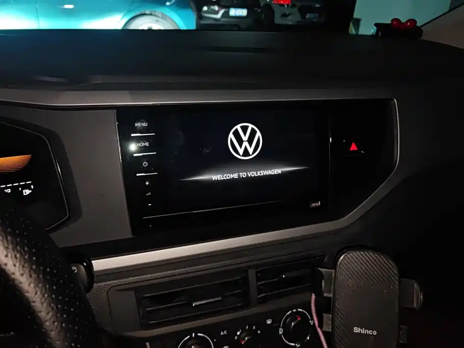 Volkswagen Polo — миниатюра 13