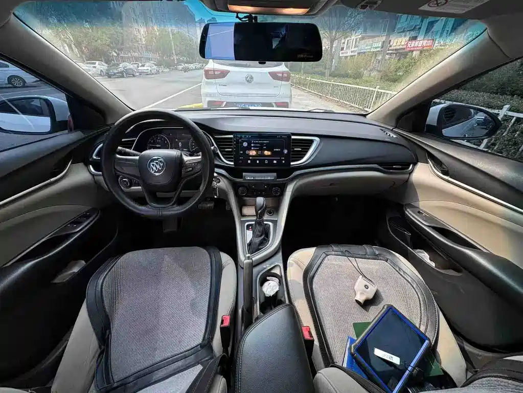 Buick Excelle — миниатюра 9