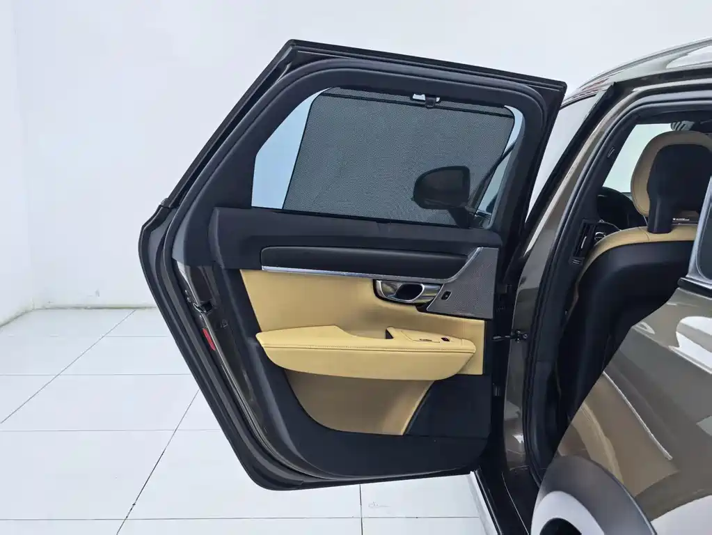 Volvo V90 — миниатюра 24