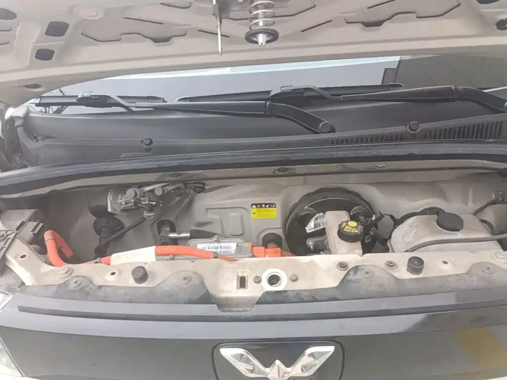Wuling MINIEV — миниатюра 20