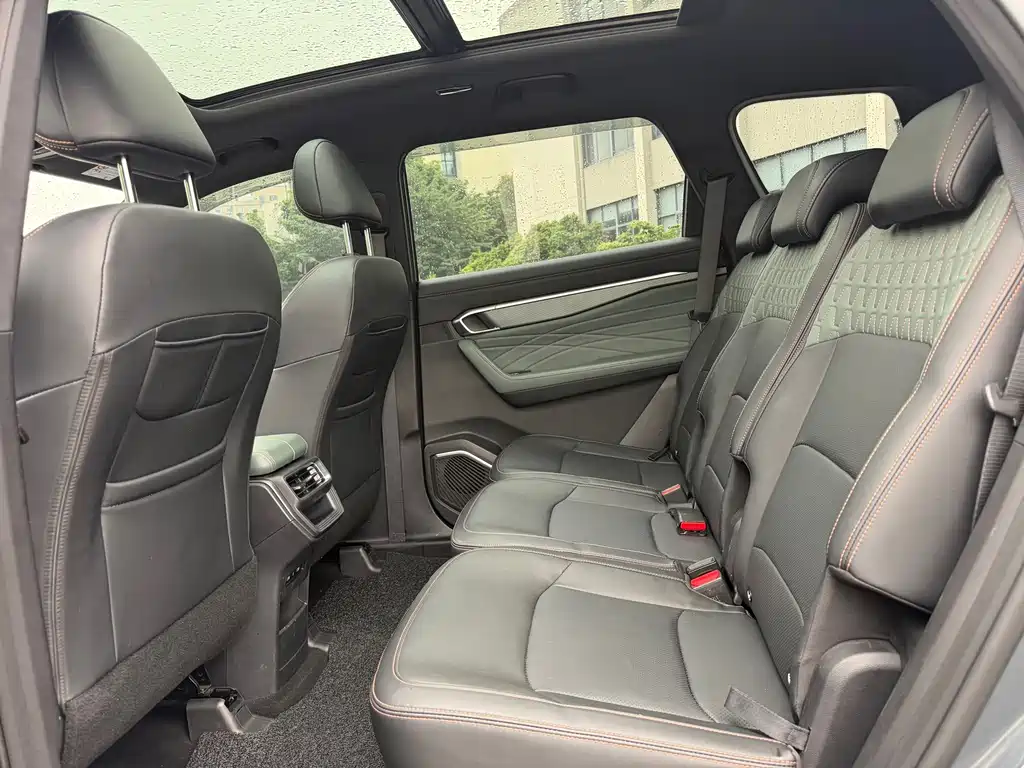 Geely Haoyue L — миниатюра 10