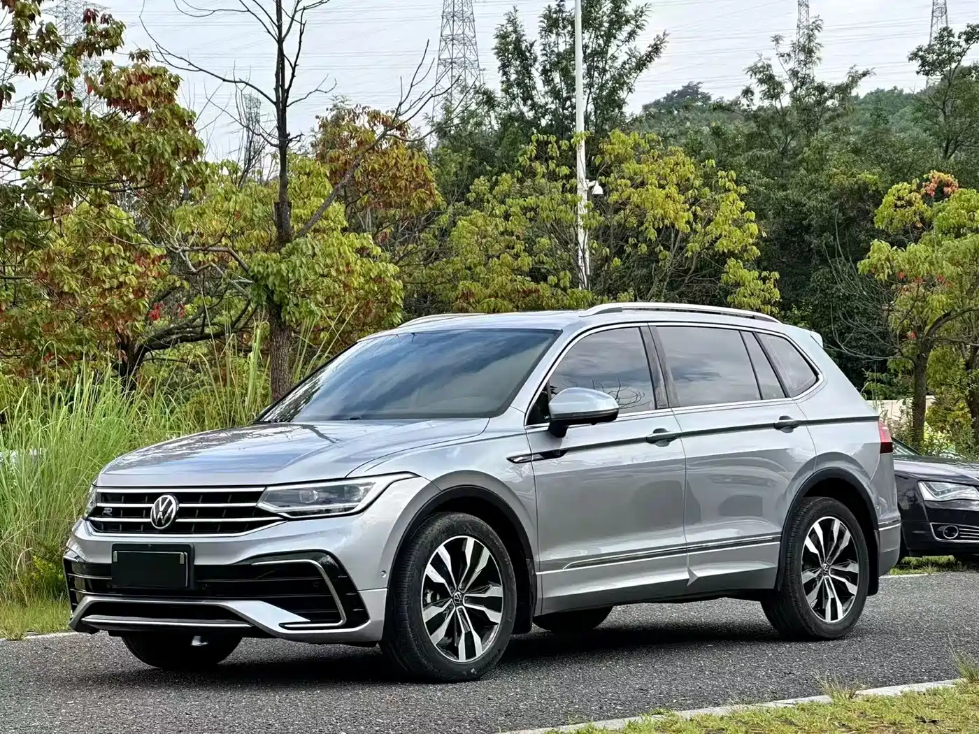 途观L 2022款 330TSI 自动两驱R-Line越享版 2022