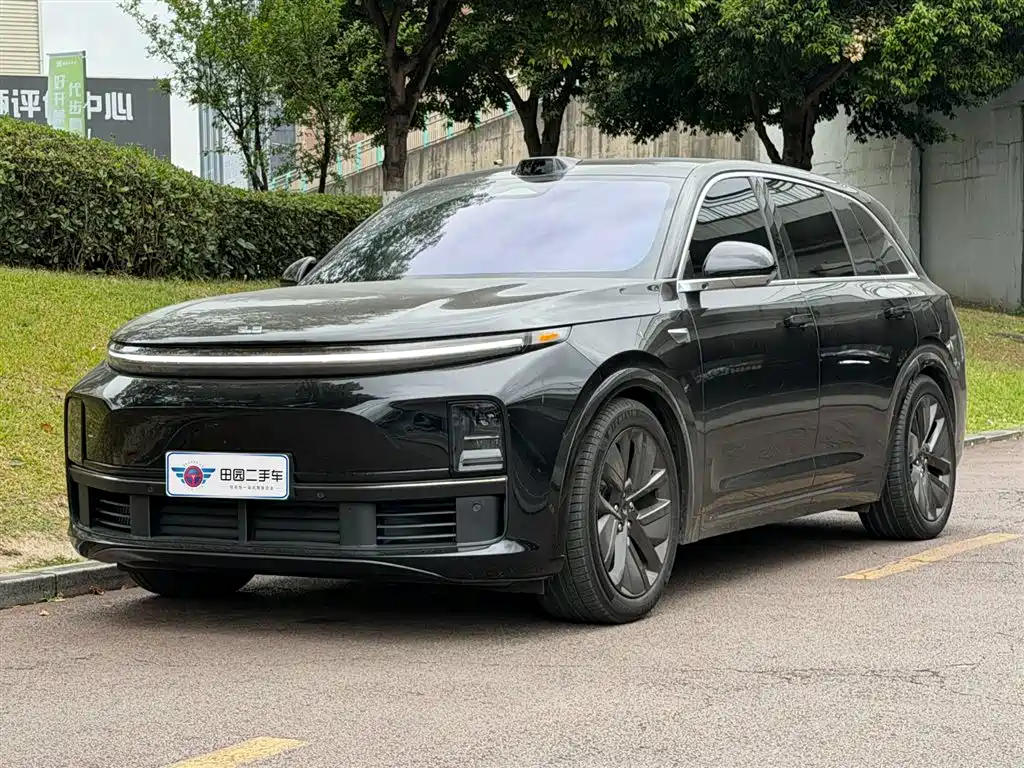 Li Auto Li L7 2025