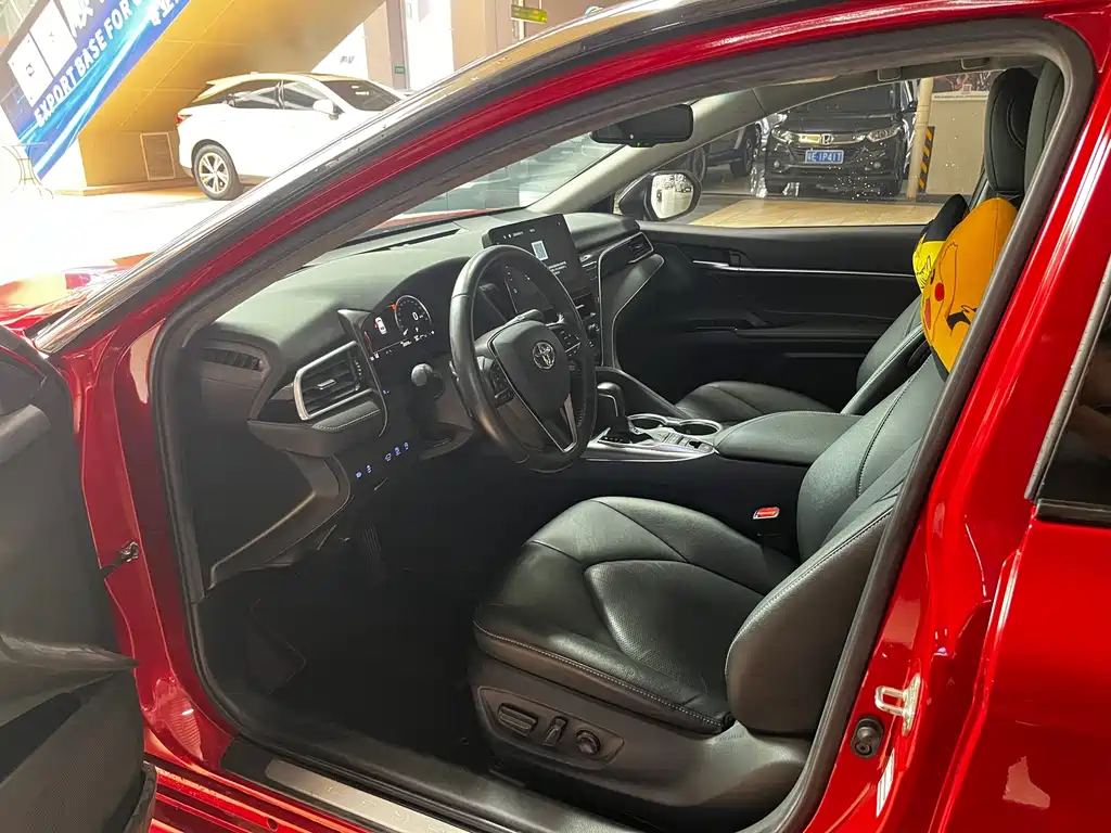 Toyota Camry 2021 2.5S