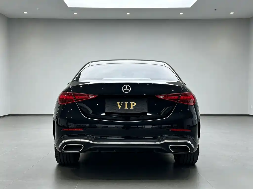 Mercedes-Benz C-Class — миниатюра 8