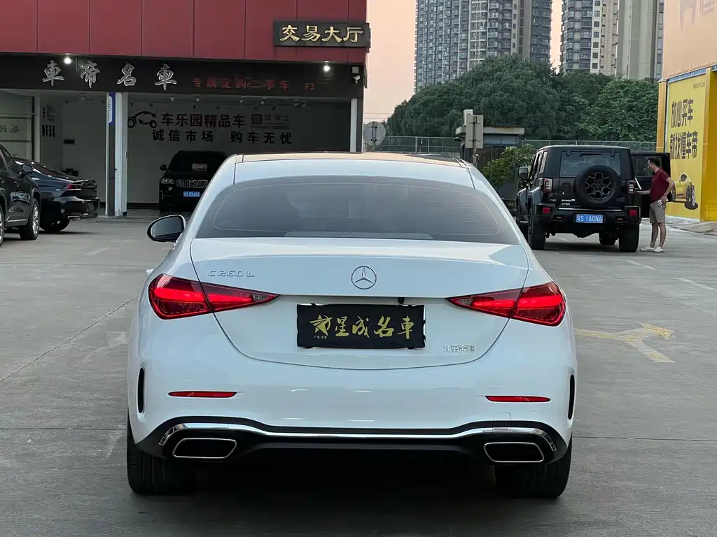 Mercedes-Benz C-Class — миниатюра 18