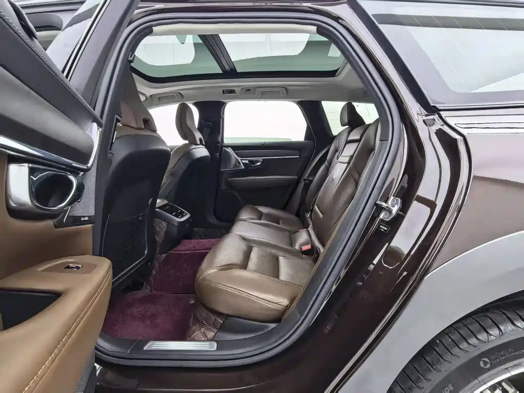 Volvo V90 — миниатюра 15