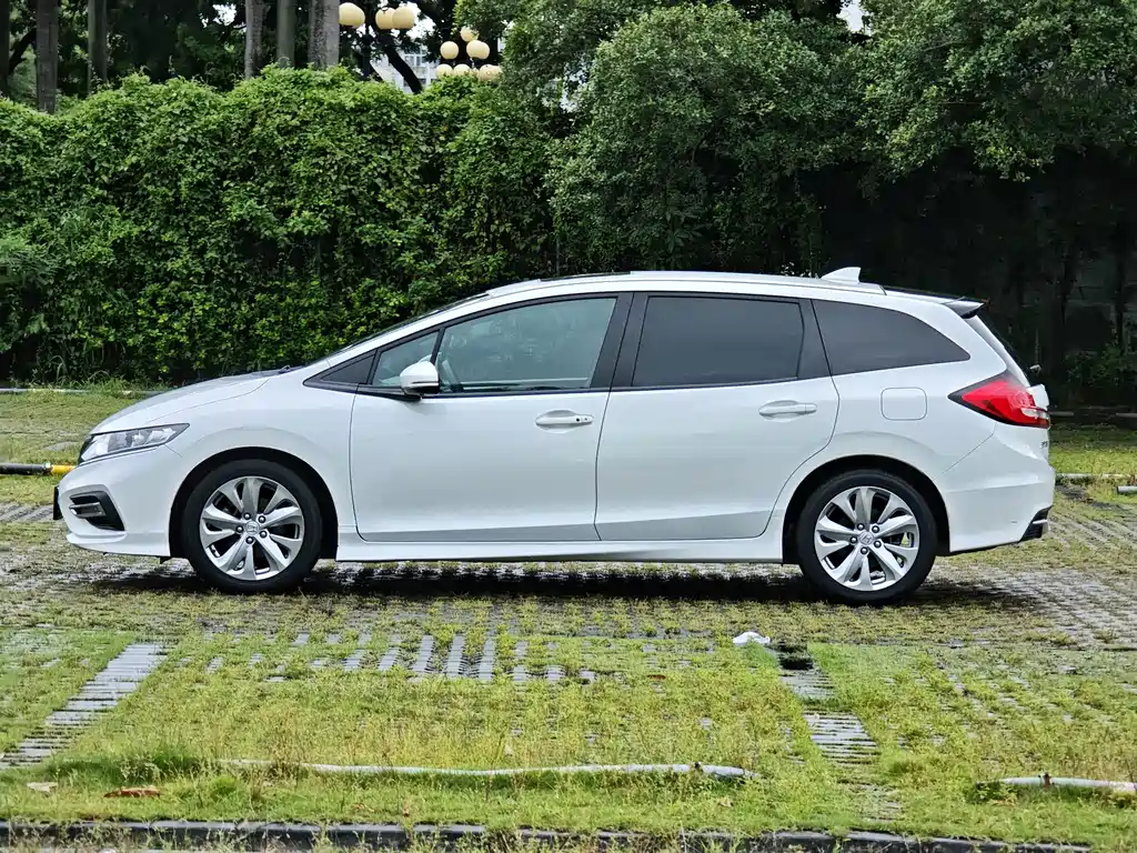 Honda Jade — миниатюра 5