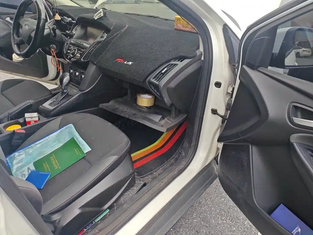Ford Focus — миниатюра 20