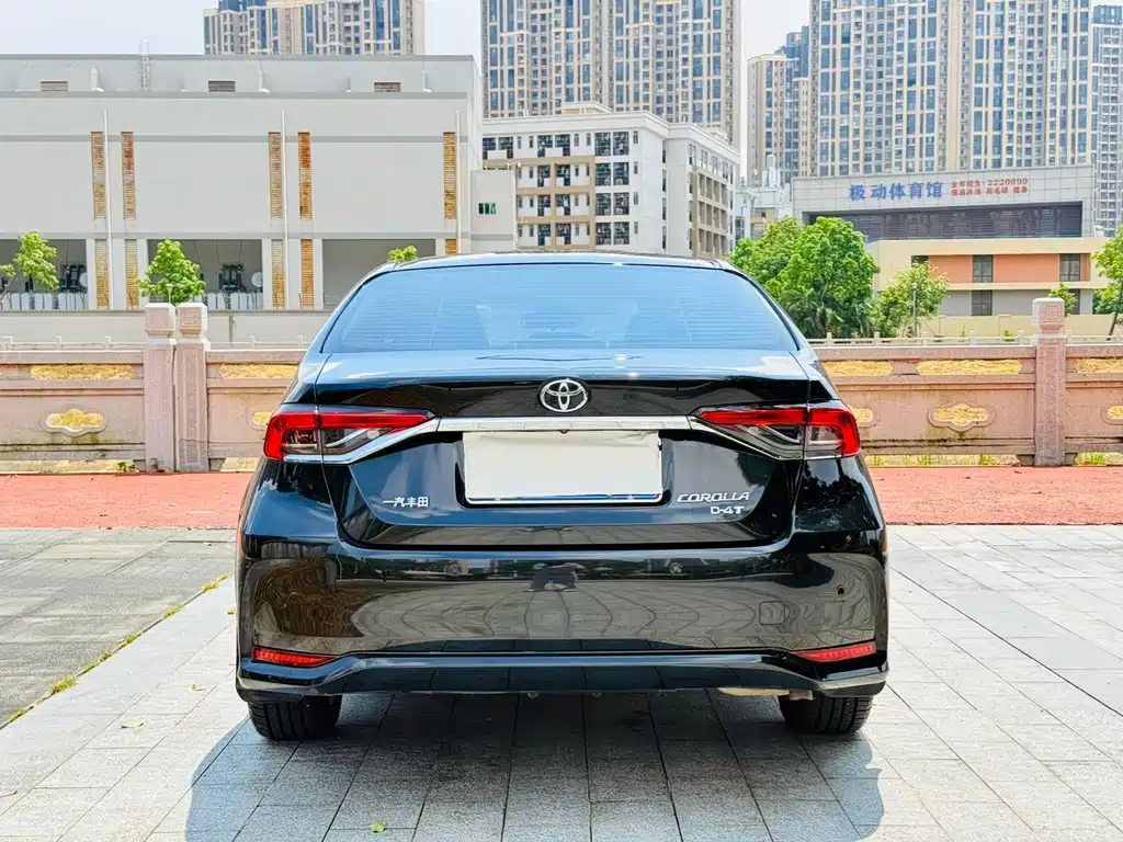 Toyota Corolla — миниатюра 8