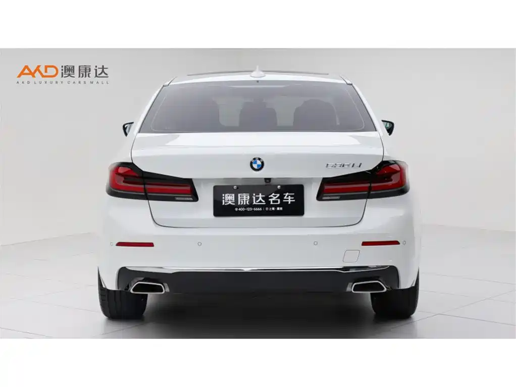 BMW 5 Series — миниатюра 4