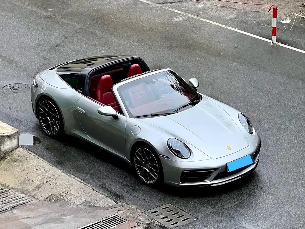 Porsche 911 2022 Targa 4 3.0T