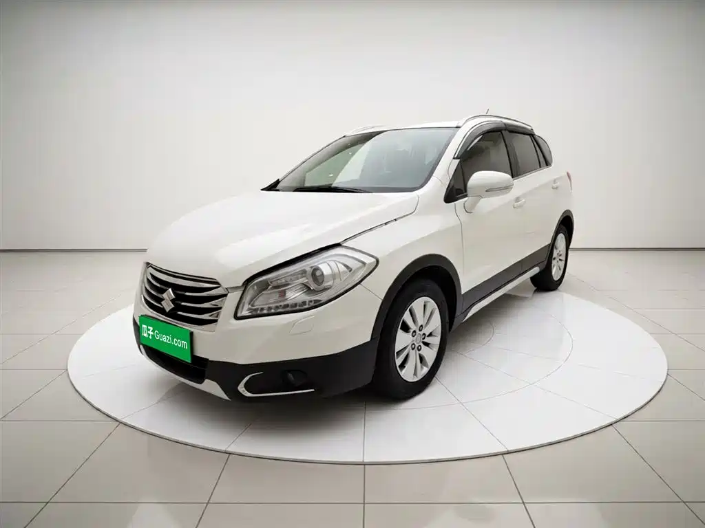Suzuki S-Cross 2014