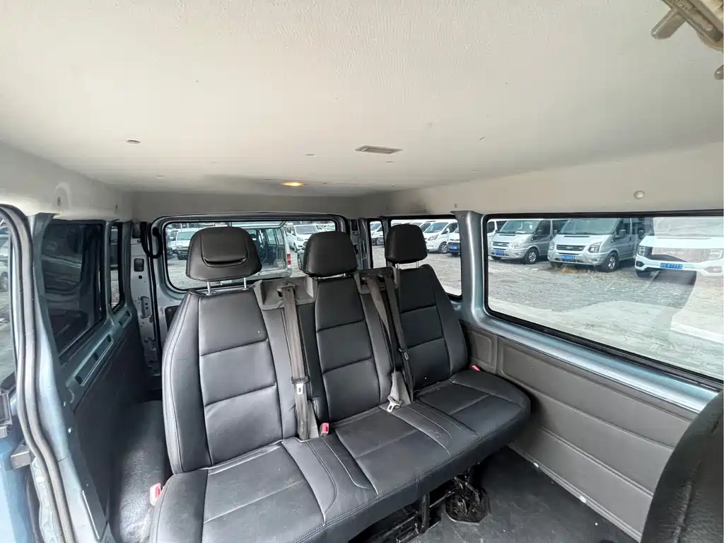 Ford Transit Custom — миниатюра 11