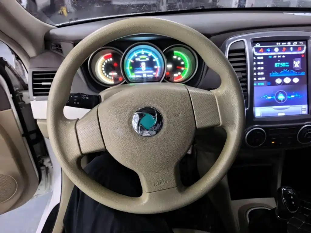 Dongfeng E11K — миниатюра 11