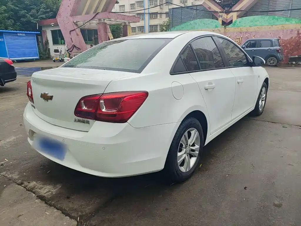 Chevrolet Cruze — миниатюра 7