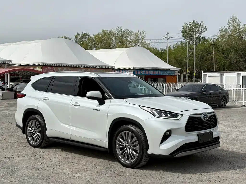 Toyota Highlander 2024