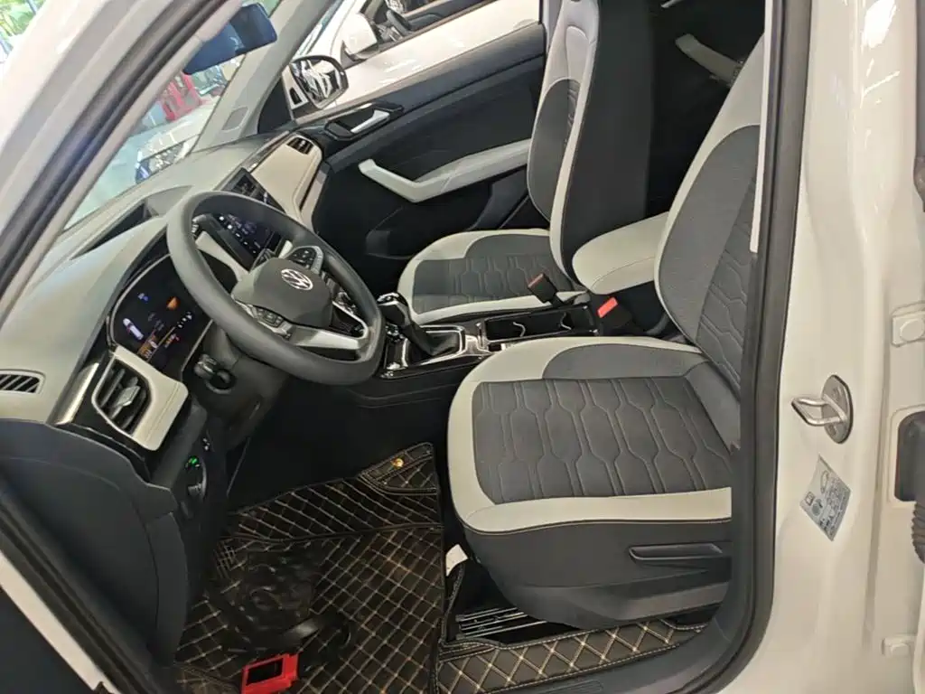 Volkswagen Tharu — миниатюра 15