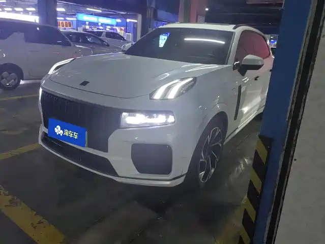 2023 Lynk & Co 09