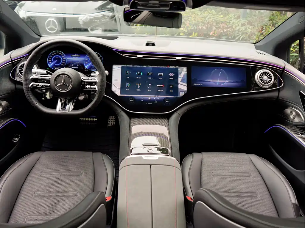 Mercedes-Benz EQS AMG — миниатюра 15