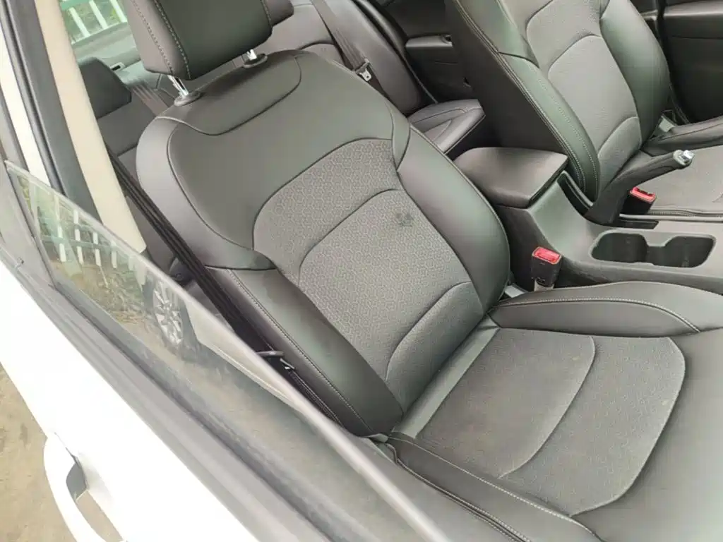 Chevrolet Cavalier — миниатюра 25