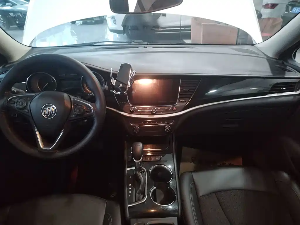 Buick Verano — миниатюра 3
