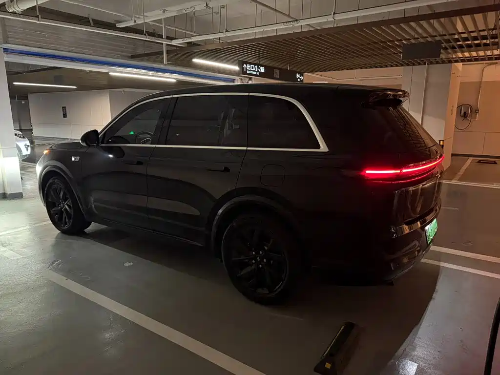 Li Auto Li L8 — миниатюра 2