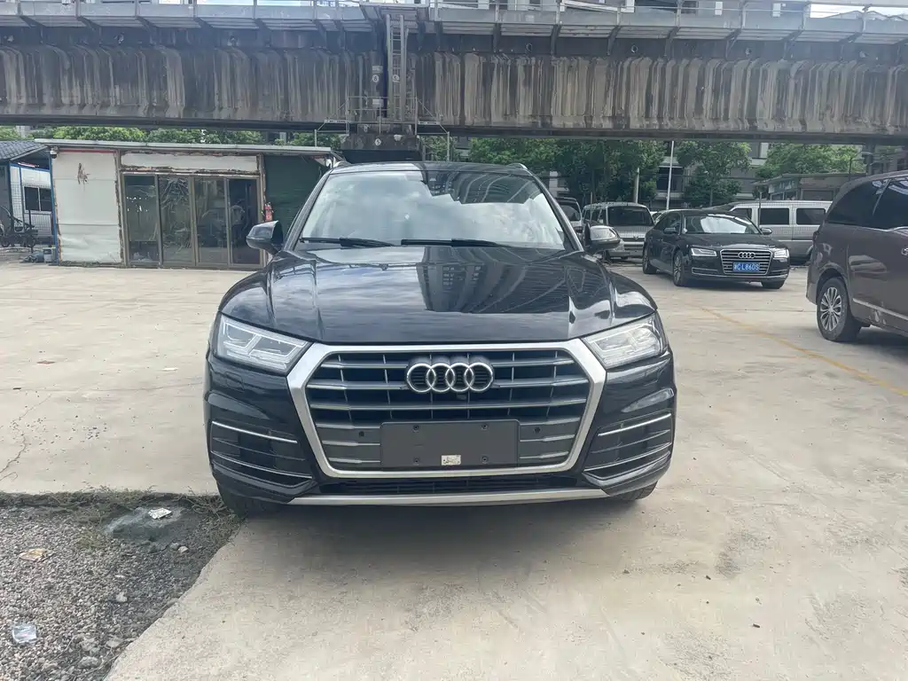 Audi Q5L 2018 45 TFSI Premium VI