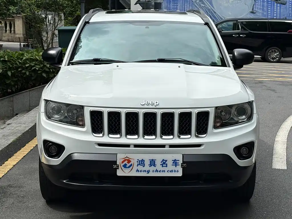 Jeep Compass (Import) — миниатюра 2