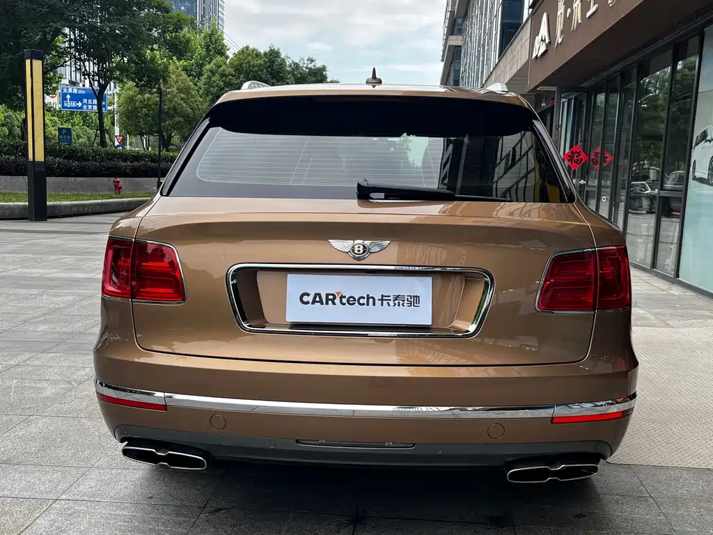 Bentley Bentayga 2018 4.0T V8