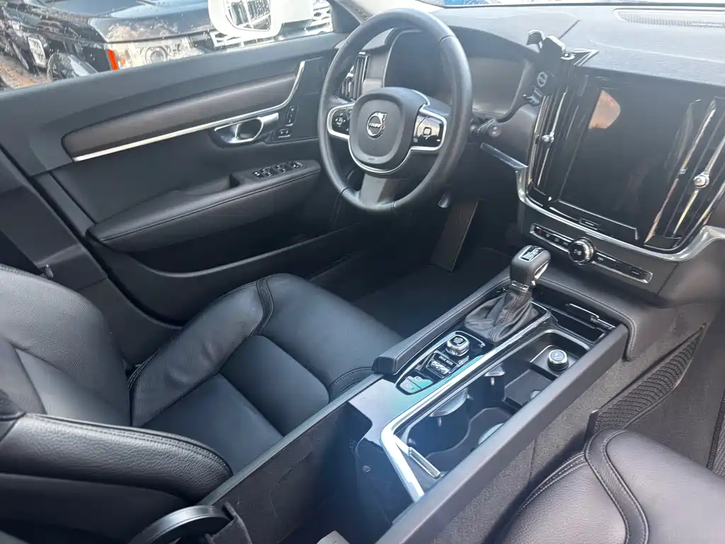 Volvo V90 — миниатюра 14