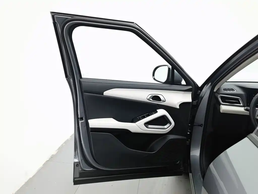 BYD Yuan UP — миниатюра 8
