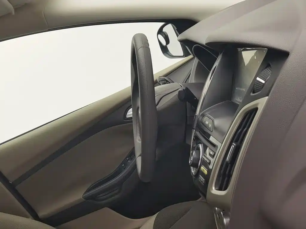 Ford Focus — миниатюра 22