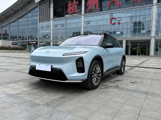 2025 Nio ES6