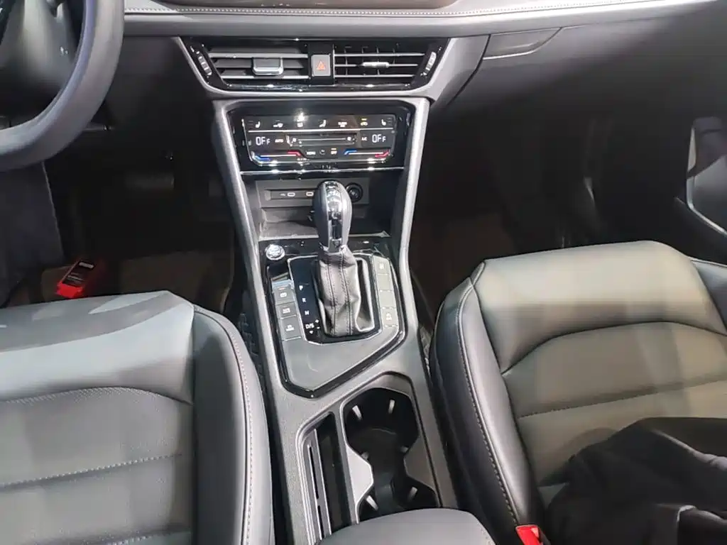 Volkswagen Tharu — миниатюра 14
